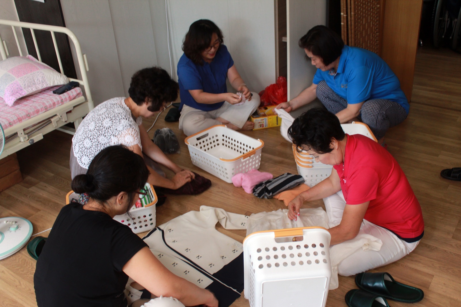 0803 정리수납 자원봉사2.JPG