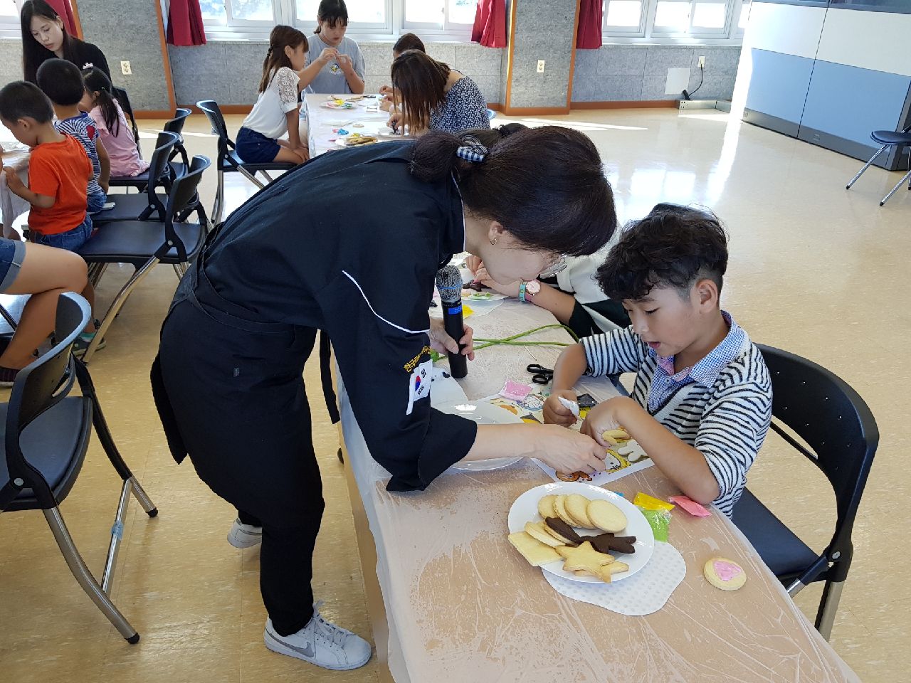 0918 정산도서관 책속의 캐릭터 쿠키 만들기1.jpeg