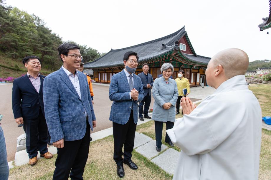 200502_부처님 오신날 사찰 방문_0009