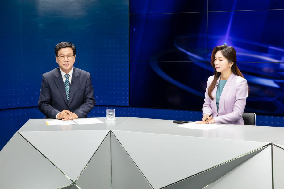 200512_충남방송 헬로 이슈토크 방송녹화_0002