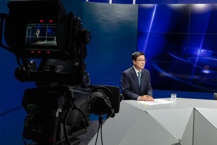 200512_충남방송 헬로 이슈토크 방송녹화_0003