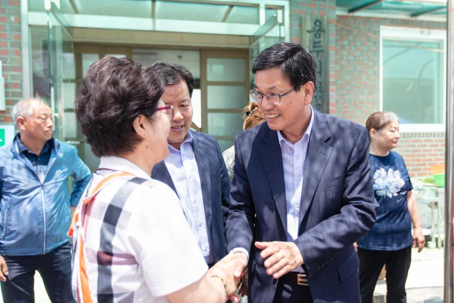 200609_정산면 용두리 어버이날 행사_0004