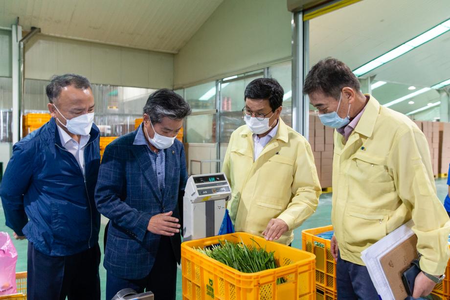 200907_정산농협 밤수매 현장 방문_0009