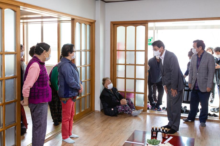 201012_공공급식 시범운영 경로당 방문_0007