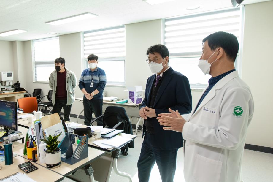 210223_코로나19 예방접종 TF팀 방문_0003