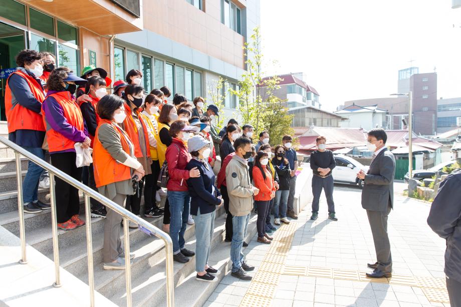 210421_청양읍 화단 조성 활동 격려_0004