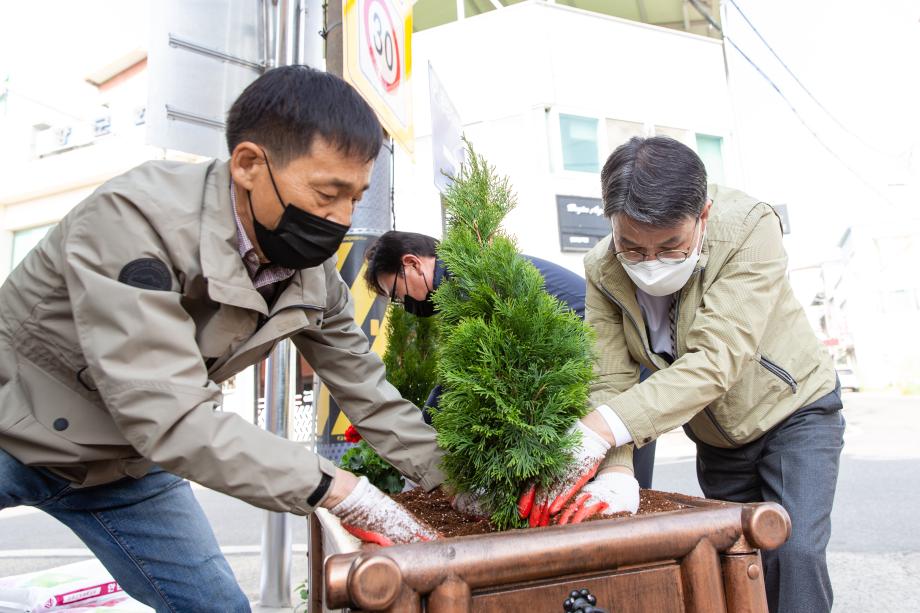 210421_청양읍 화단 조성 활동 격려_0006