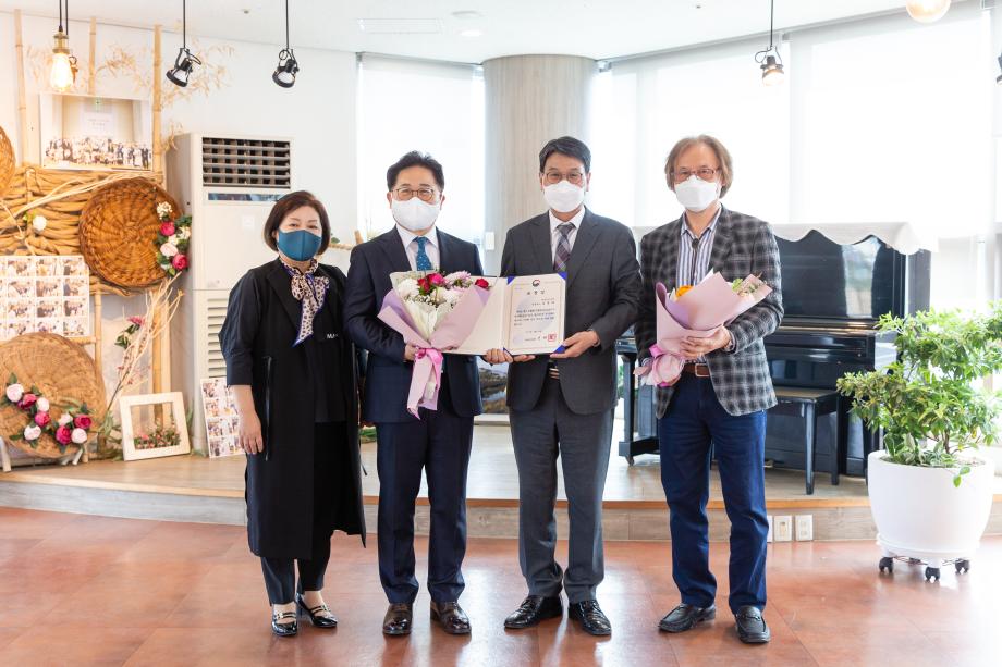 210422_코로나19 대응 유공 행정안전부장관 표창 전수_0004