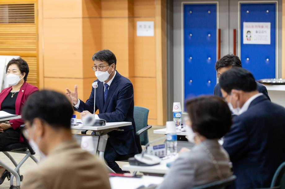210427_인구정책위원회 위촉식 및 인구정책 기본계획 수립 용역 착수 보고회_0012
