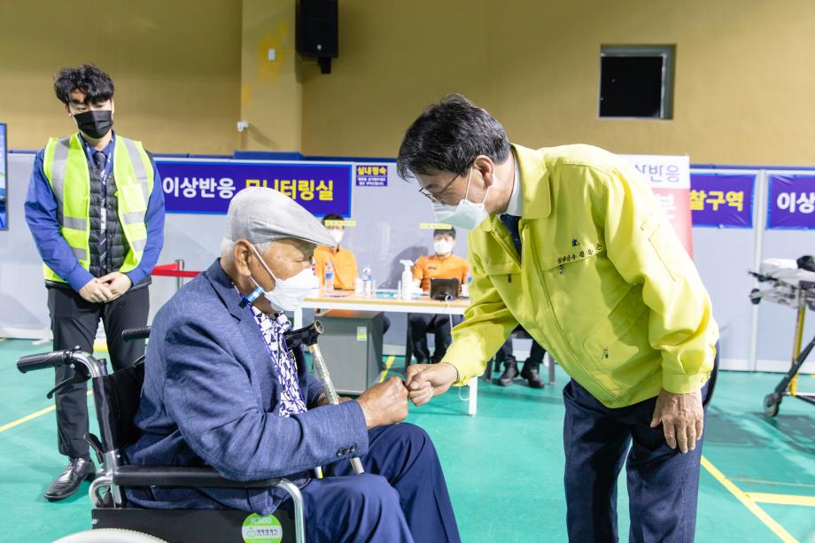 210514_코로나19 백신 2차 접종 현장방문_0003