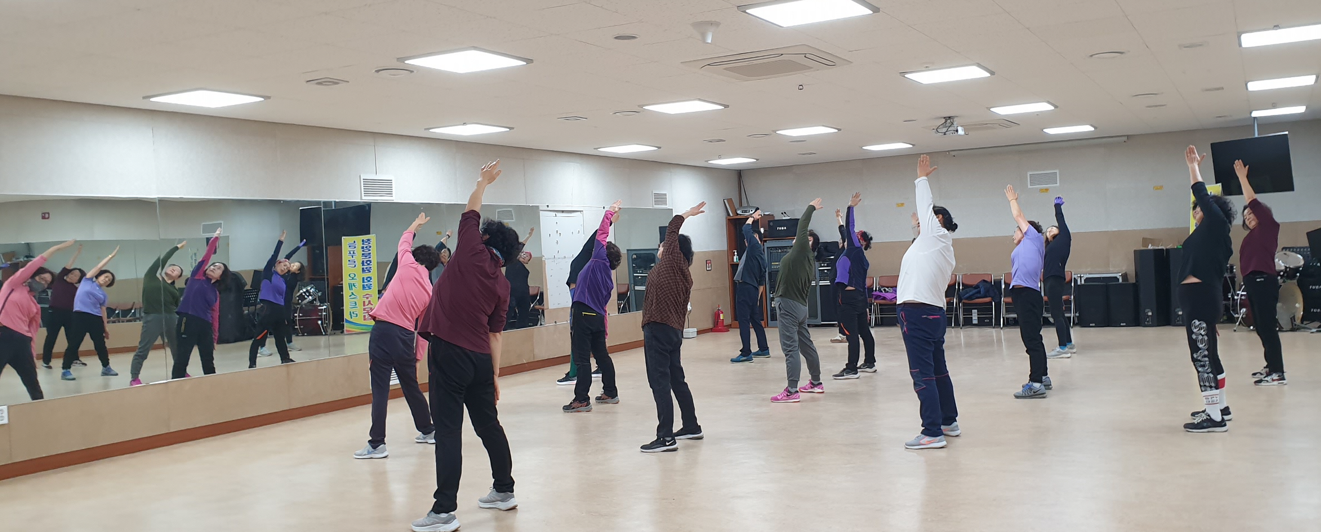 청양의료원  10월까지 아침체조 교실 운영