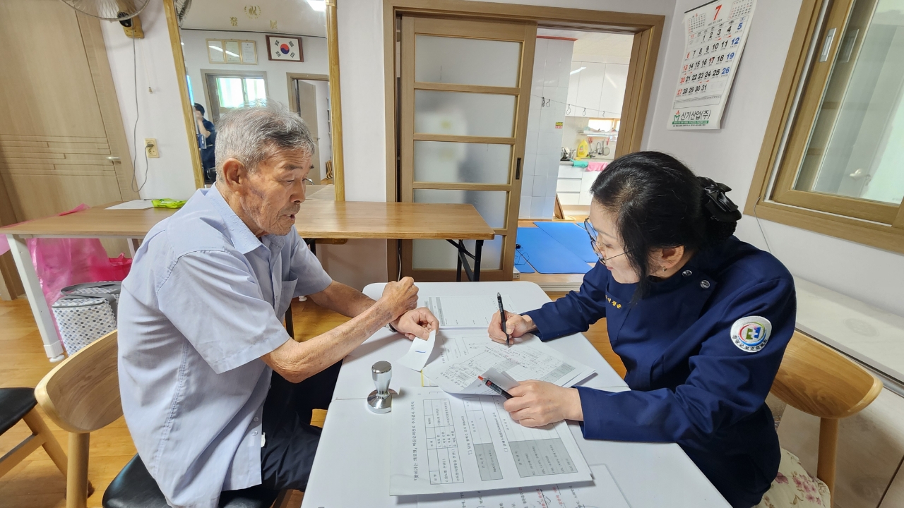 4.‘찾아가는 의료원’ 폭염기 건강관리에도 한 몫 톡톡!(1-2).jpeg