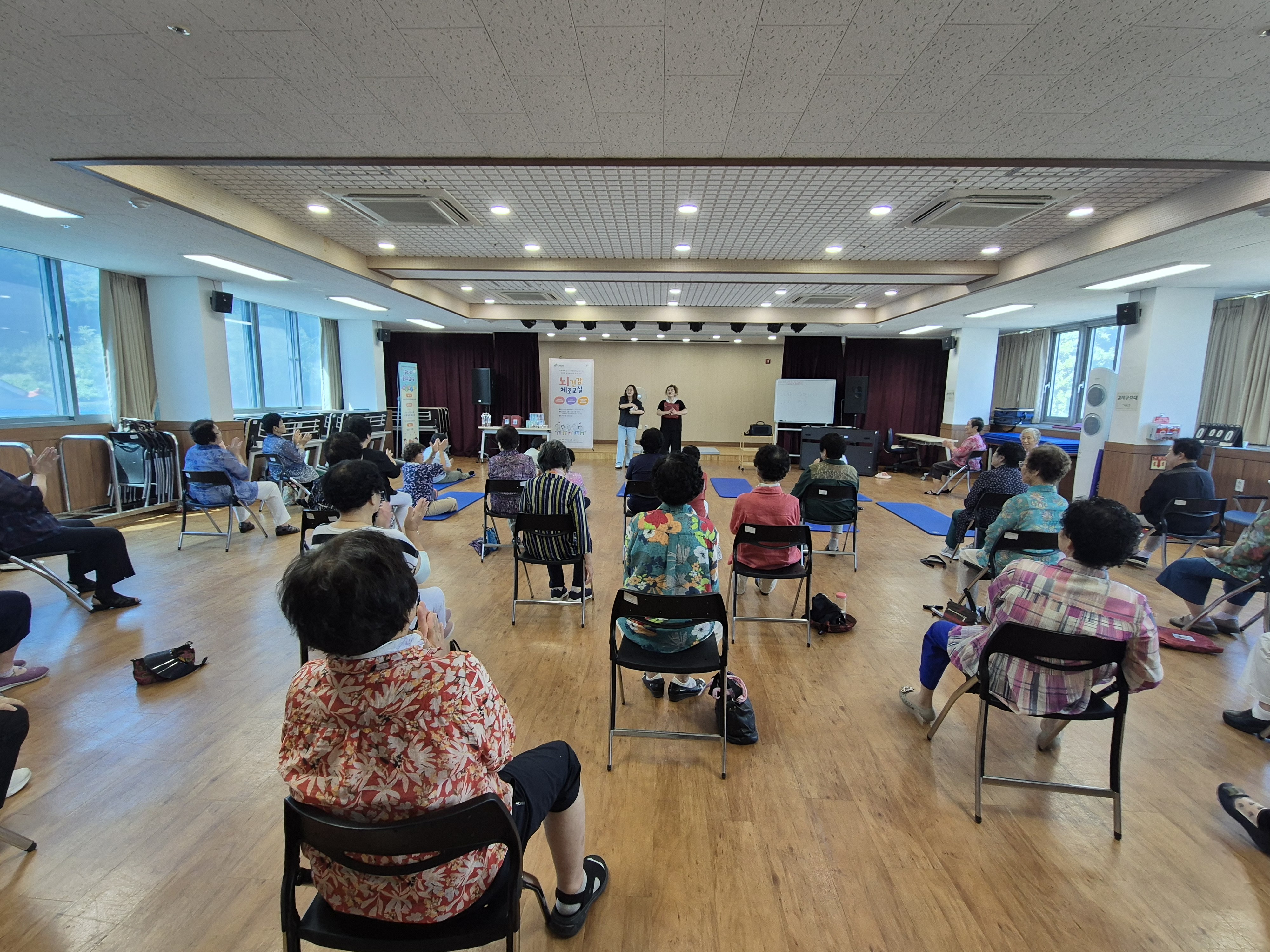 4. 청양군 장애인 건강교실 상반기 종강 간담회 개최(1-1)