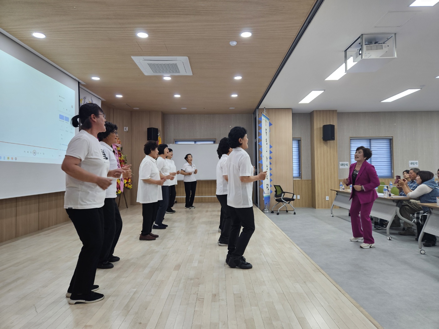 1. 청양군 목면 주민들 맞춤형 공간에서 웃음꽃(1-2)