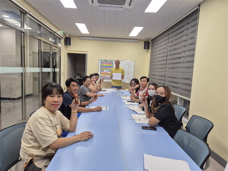 1. 농촌 일손 부족 해법 찾은 청양군 외국인 농업 근로자 정책 성과 눈길(1-2)