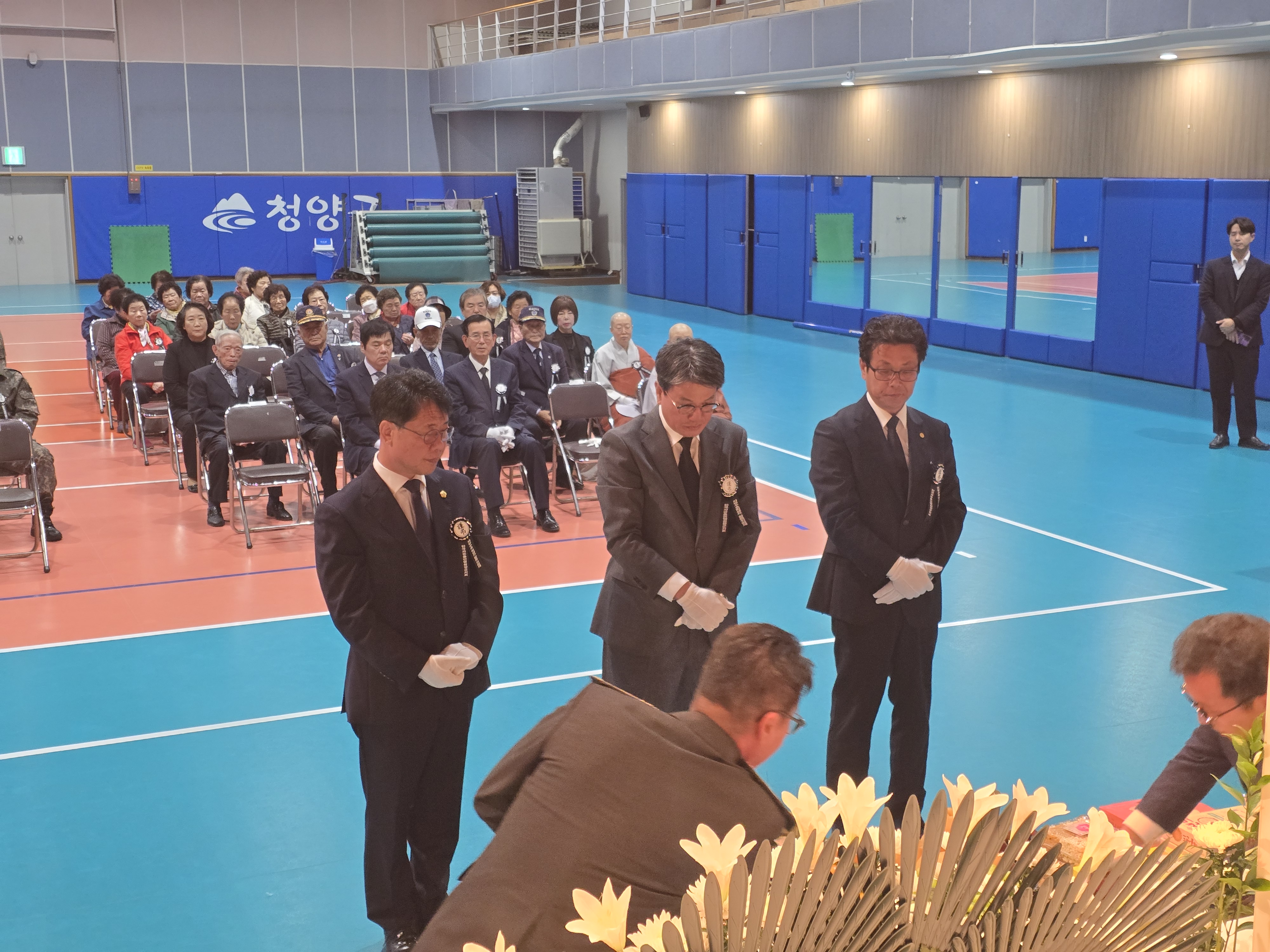 3. 오늘을 만든 당신들에게 감사와 평안을 (2)