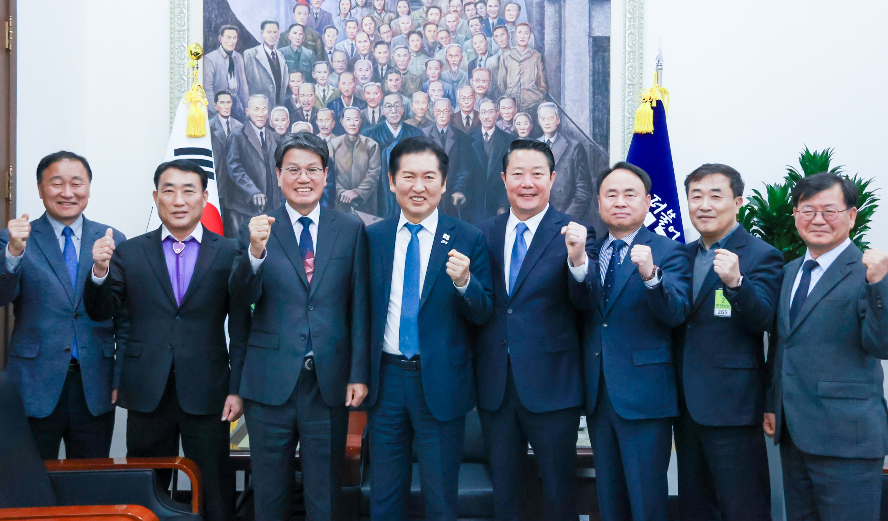 1. 김돈곤 청양군수  국회 두 번째 방문… “농어촌기본소득 성공 위해 국비 상향은 필수”(2) (1)