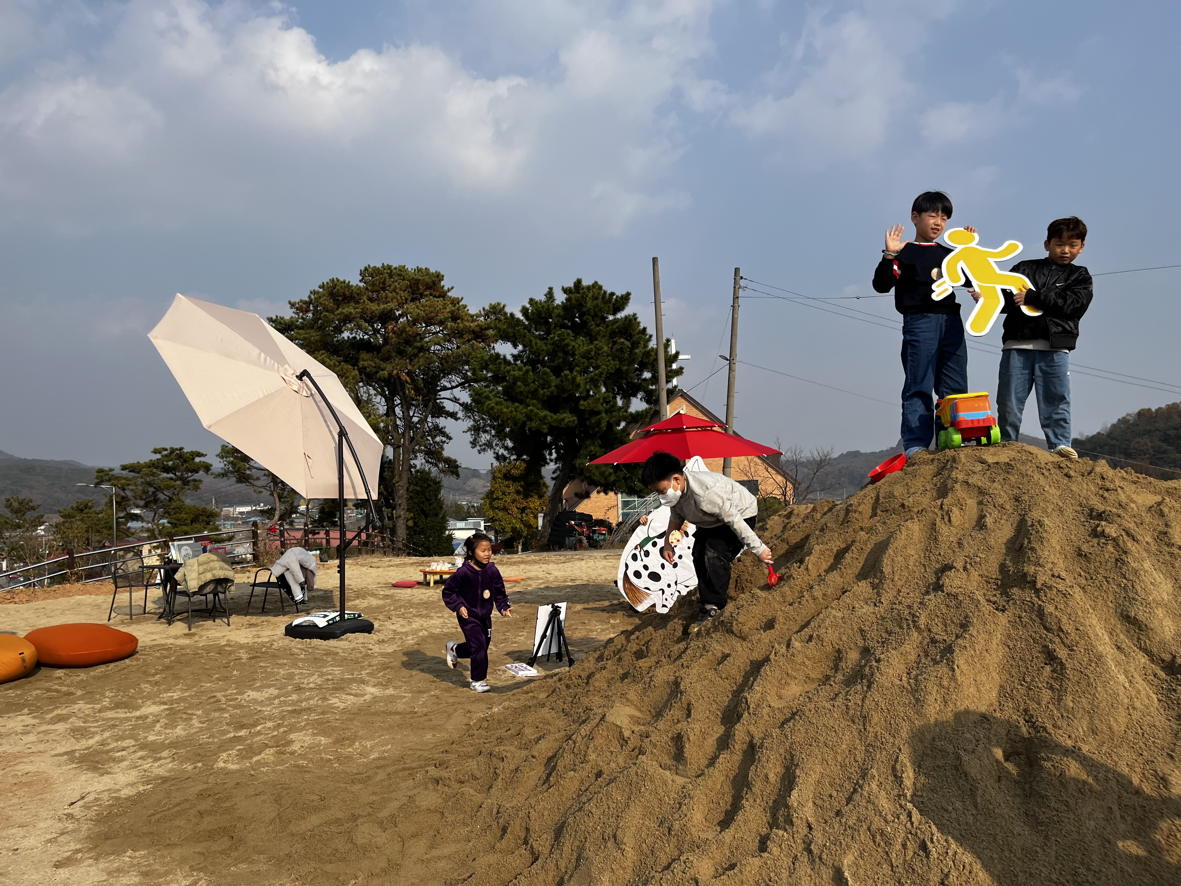 1. 청양군  주민이 함께 만든 첫 돌봄공간 ‘다-해볼래’ 공식 공개(2)
