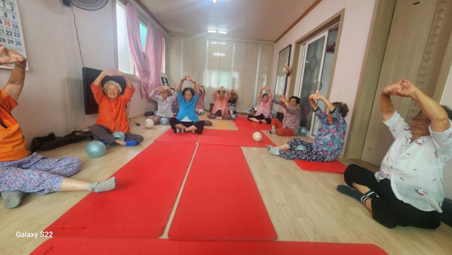 BandPhoto_2025_09_04_15_16_26