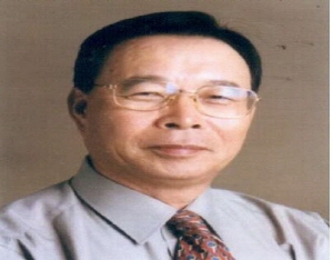 청양 출향인 윤종일 회장 1300만원 장학금 쾌척