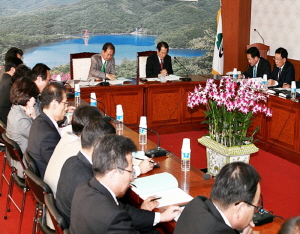 이석화 청양군수 연말연시 공직자 근무기강 확립 지시