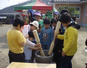 제5회 꽃뫼한마당 맥문동 축제(4.9～10)