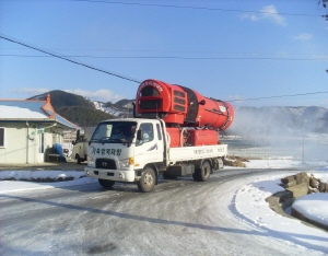 구제역 광역살포기, 벼농사 병해충 잡는다