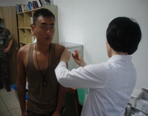 “신증후군출혈열 예방접종 호응높아”