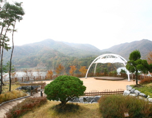 청양군, 신혼의 단꿈을 기약하는 야외결혼식