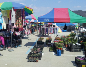 확 바뀐 청양시장으로 오세요!