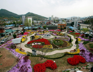 도심속 공원, 주민 건강지킴이 ‘톡톡’