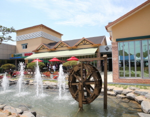 칠갑산 한우타운 먹거리촌으로 각광