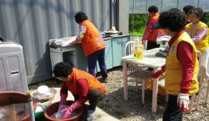 대치면 여성자원봉사회, 복지사각지대 해소를 위한 청소봉사 실시