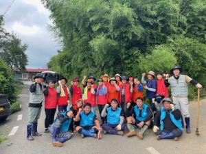 수해복구로 휴일도 잊은 청양군자원봉사자들