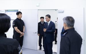 김돈곤 청양군수, 119복합타운 방문해 직원 격려