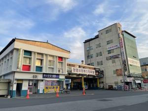 한국 석조각가협회 기획 초대전, “만남이 예술로 꽃피다” 개최