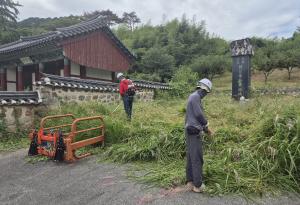 청양군, 광복 80주년 및 추석 명절맞이 현충시설 환경정비 실시